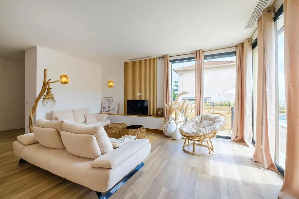 Villa Moderne Pour 8 Personnes - Vue Sur Nice ! France